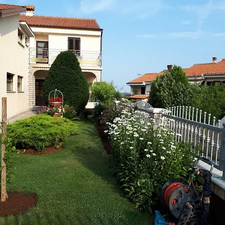 Apartment Andela
