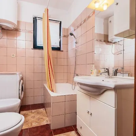 Apartment Andela