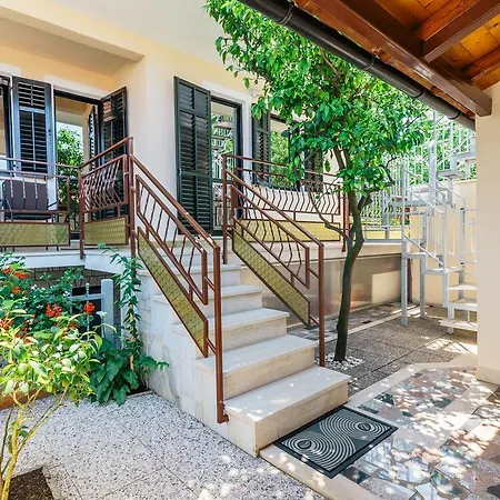 Apartament Andela Pula